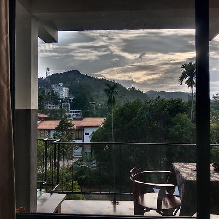 Ella Glory Inn ภายนอก รูปภาพ